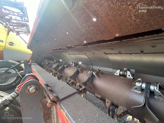 2011 Howard Kronos 6400 Orange