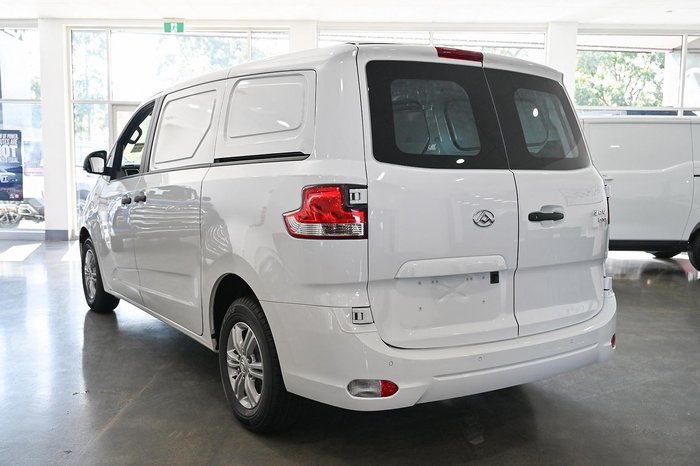 2025 LDV G10 