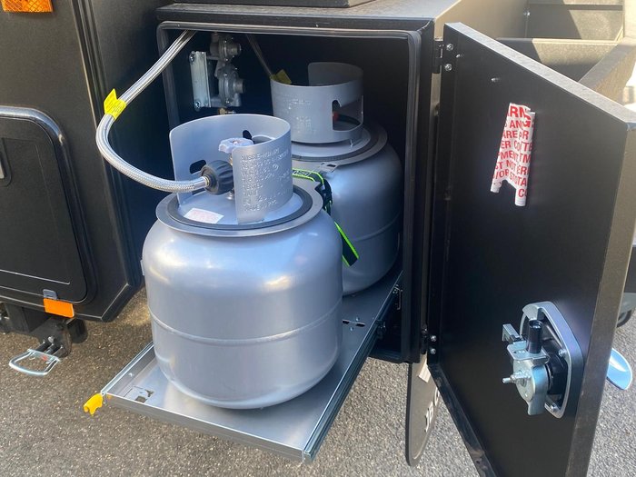 2025 JB Caravans 20.6' Scorpion Sting Off Road Caravan