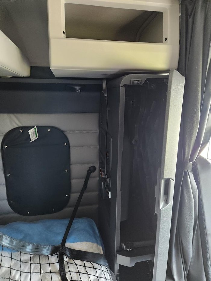 2024 Freightliner Cascadia 126