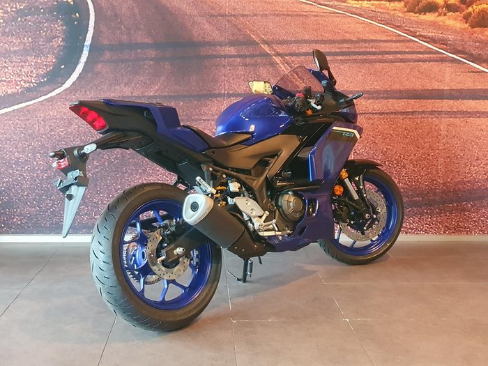2025 Yamaha YZF-R3 R3 Blue