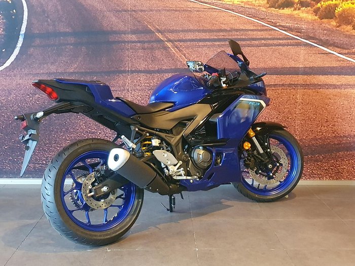 2025 Yamaha YZF-R3 R3 Blue