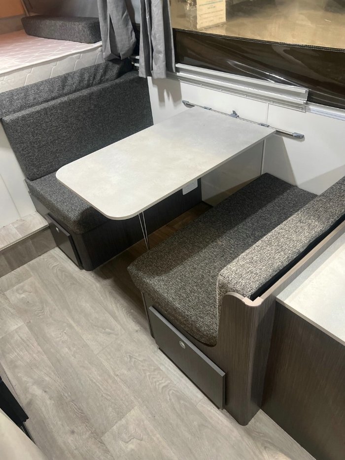 JAYCO SWAN Touring