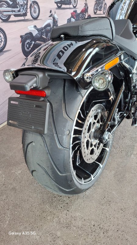 2025 Harley-davidson FXBR BREAKOUT (117) Vivid Black