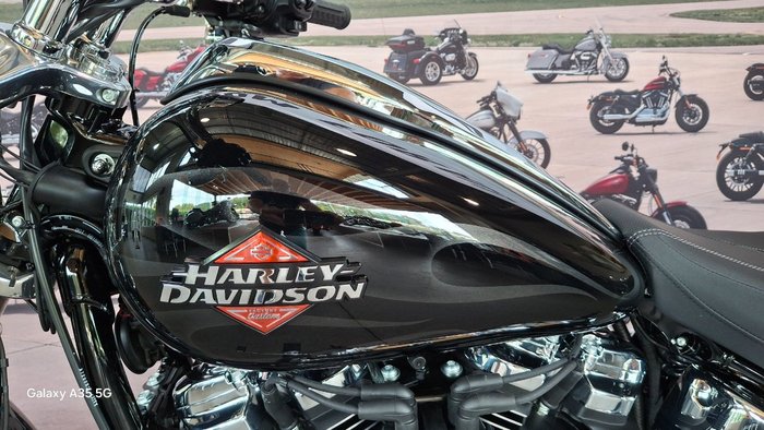 2025 Harley-davidson FXBR BREAKOUT (117) Vivid Black