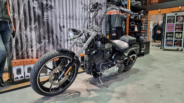 2013 Harley-davidson FXSB SOFTAIL BREAKOUT Black
