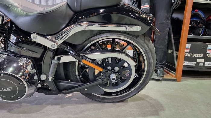 2013 Harley-davidson FXSB SOFTAIL BREAKOUT Black