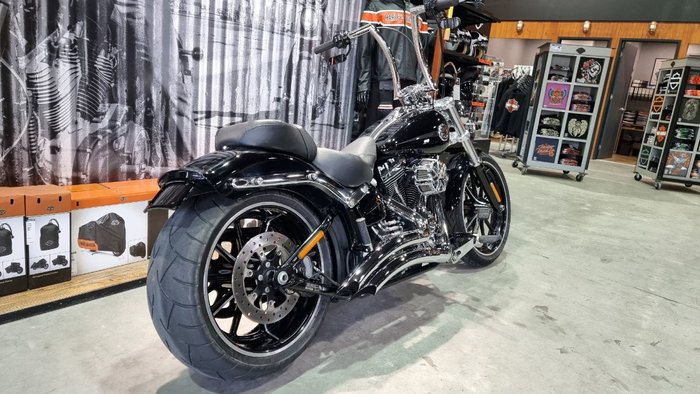 2013 Harley-davidson FXSB SOFTAIL BREAKOUT Black