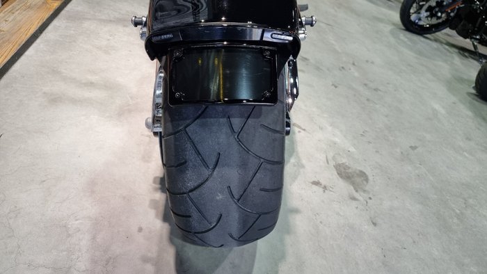 2013 Harley-davidson FXSB SOFTAIL BREAKOUT Black