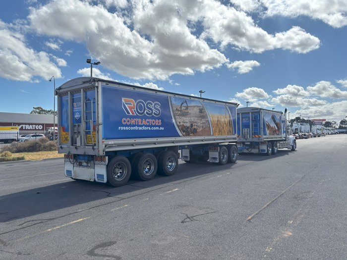 2019 Kenworth T909 T909