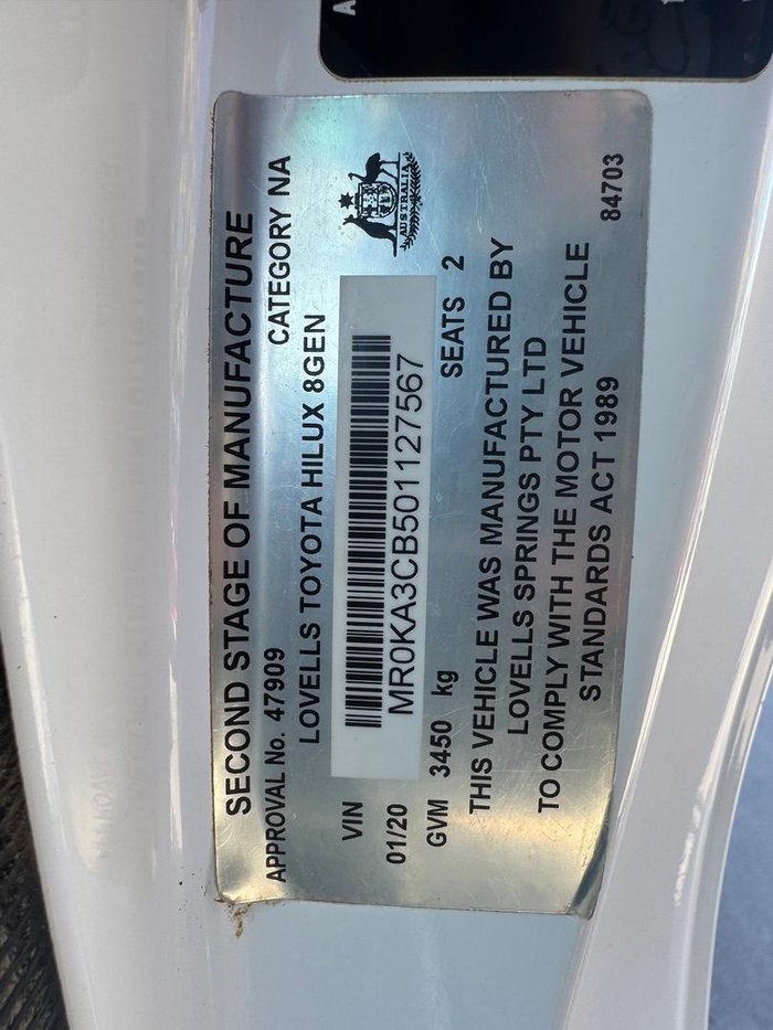 2019 Toyota Hilux SR