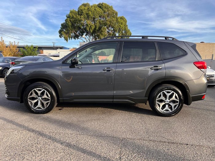 2023 Subaru Forester 2.5i