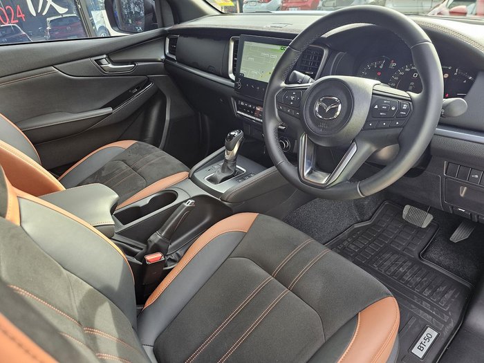 2025 Mazda BT-50 SP