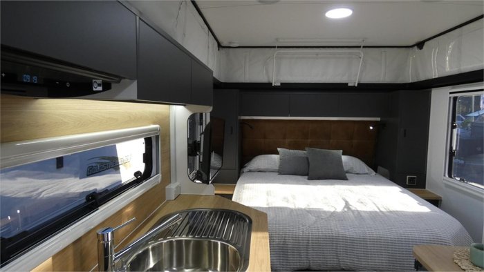 2025 Goldstream 1760 Series