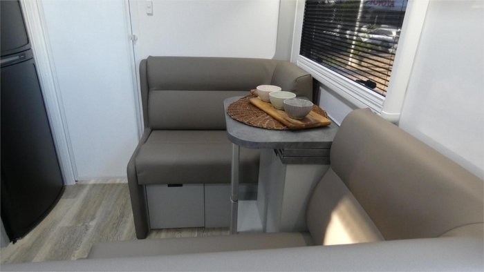 2025 Goldstream 1760 Series