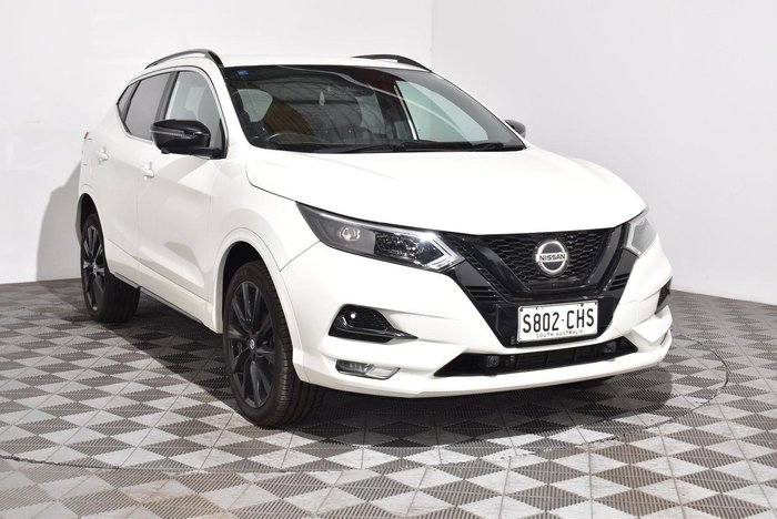 2020 Nissan QASHQAI Midnight Edition