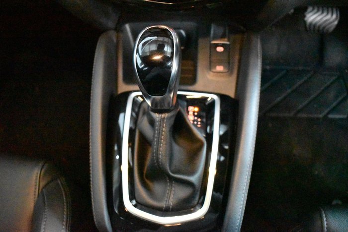 2020 Nissan QASHQAI Midnight Edition