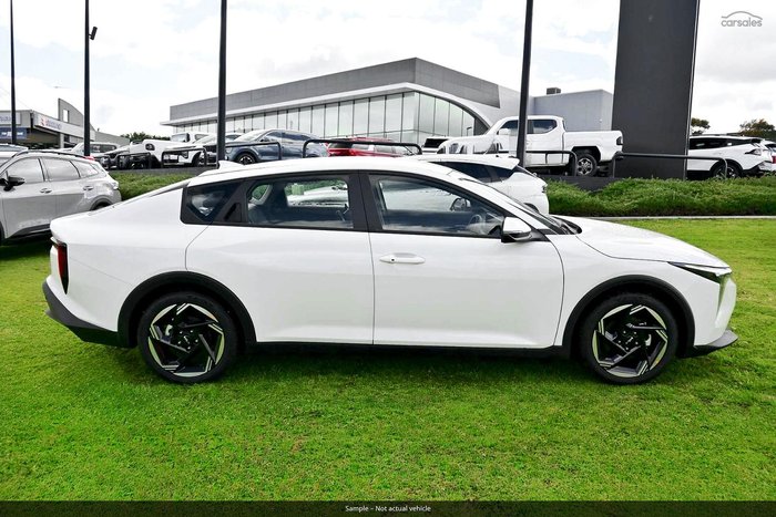 2025 Kia K4 Sport+