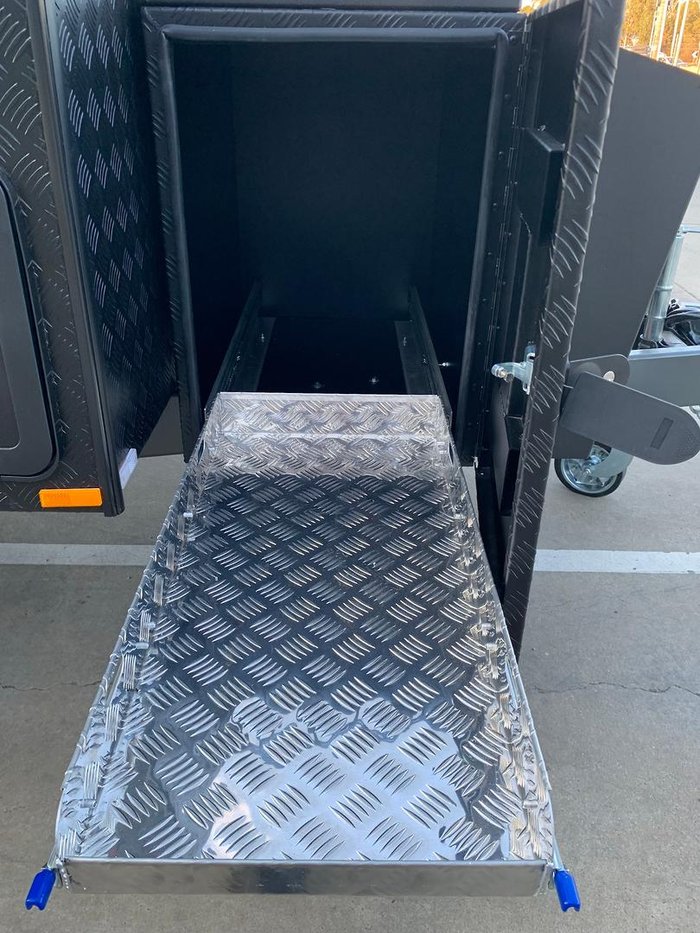 2025 Design RV Odyssey V7-7 Semi Off-Road