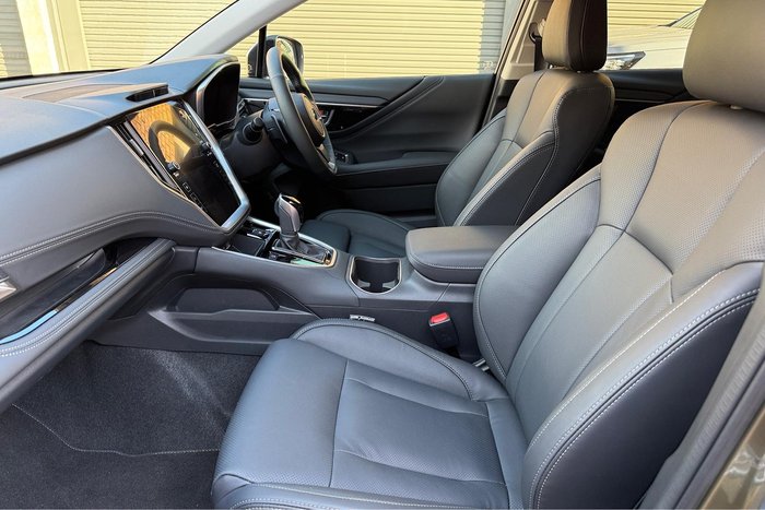 2025 Subaru Outback AWD Touring XT
