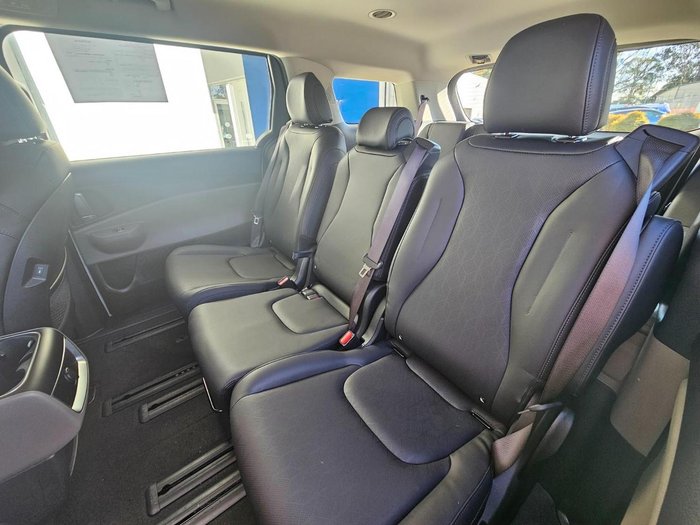 2025 Kia Carnival Sport