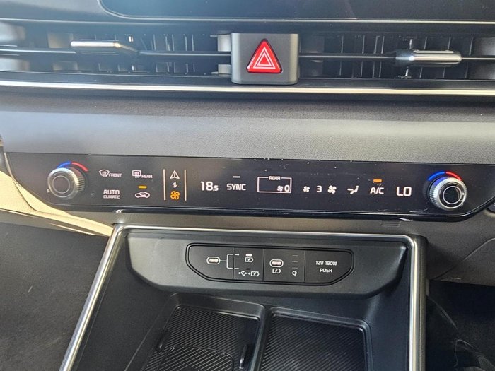 2025 Kia Carnival Sport