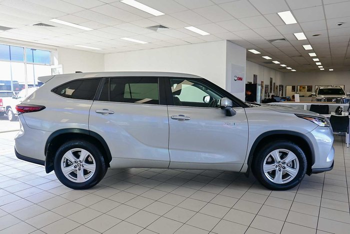 2024 Toyota Kluger GX