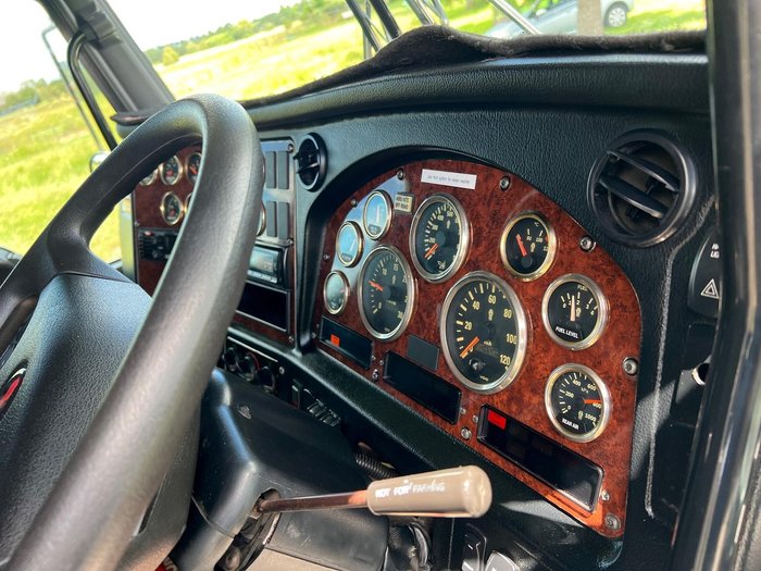 2019 Kenworth T409 - It Bunk CHOICE OF THREE UNITS White