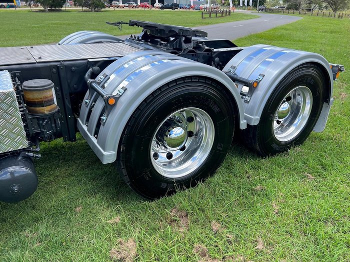 2019 Kenworth T409 - It Bunk CHOICE OF THREE UNITS White