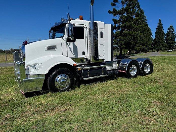 2019 Kenworth T409 - It Bunk CHOICE OF THREE UNITS White