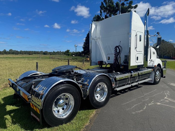 2017 Kenworth T409 - 110T Gcm CHOICE OF 5 UNITS White