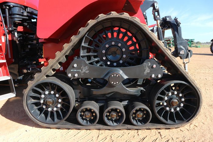 CASE IH 715 Steiger Quadtrac