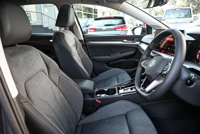 2025 Volkswagen Golf 110TSI Style