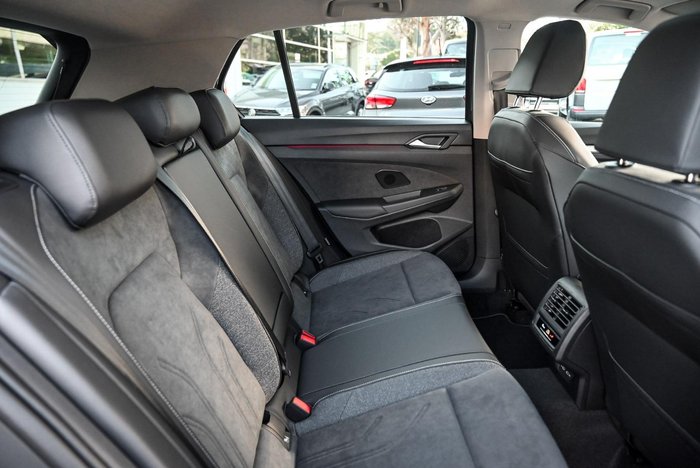 2025 Volkswagen Golf 110TSI Style