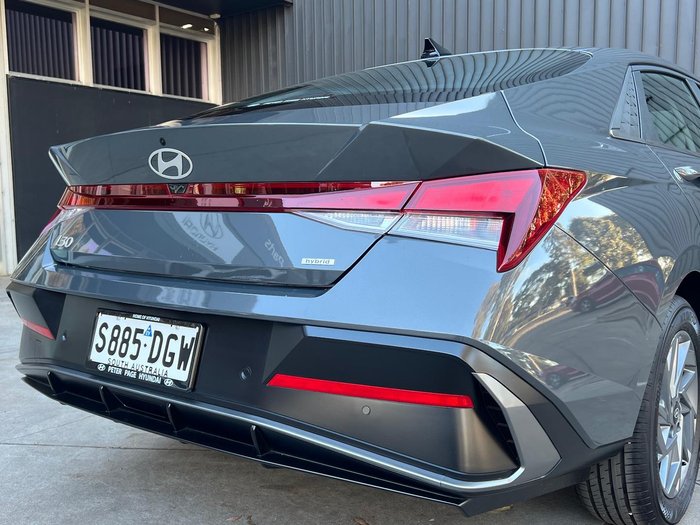 2025 Hyundai i30 Hybrid