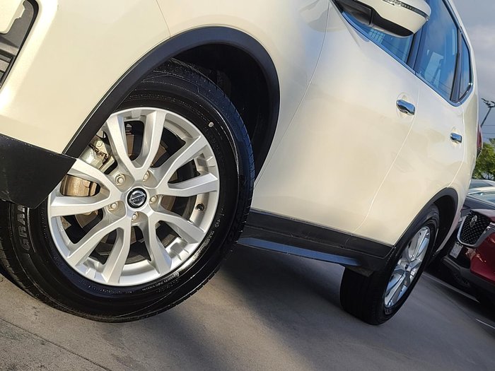 2022 Nissan X-TRAIL ST