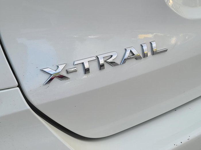 2022 Nissan X-TRAIL ST