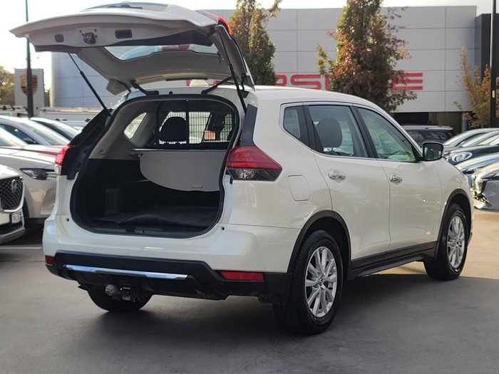 2022 Nissan X-TRAIL ST