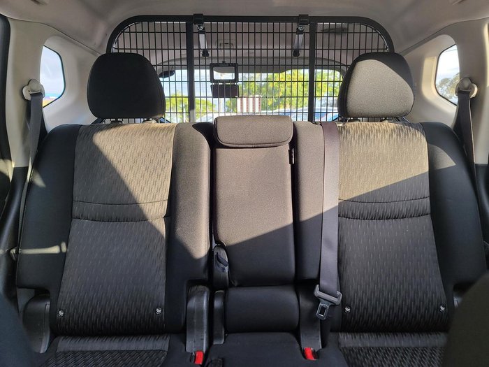 2022 Nissan X-TRAIL ST