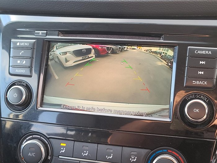 2022 Nissan X-TRAIL ST