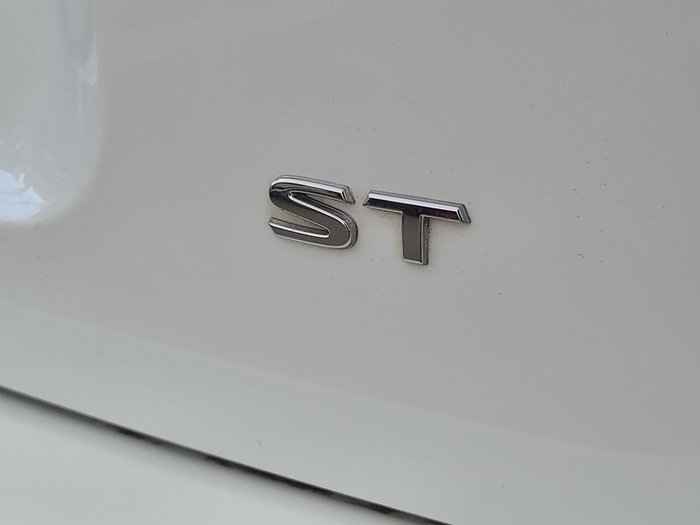 2020 Nissan Pathfinder ST