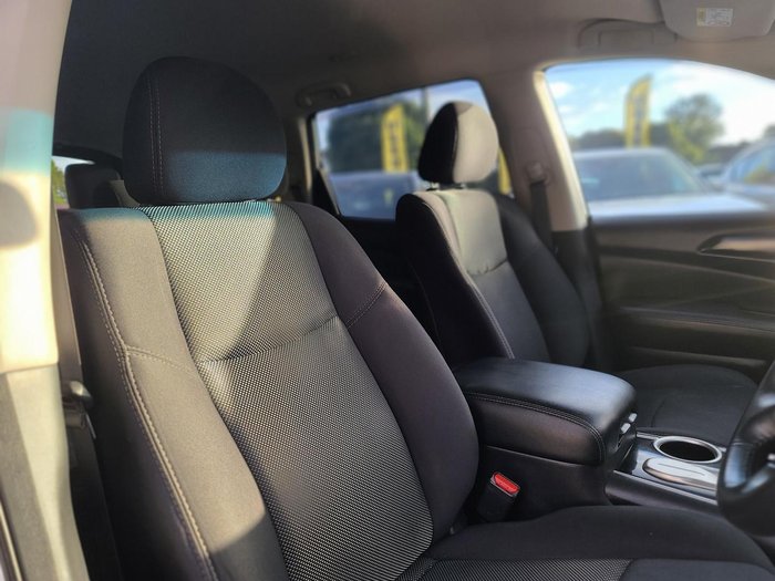 2020 Nissan Pathfinder ST