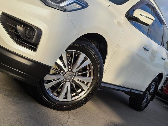 2020 Nissan Pathfinder ST