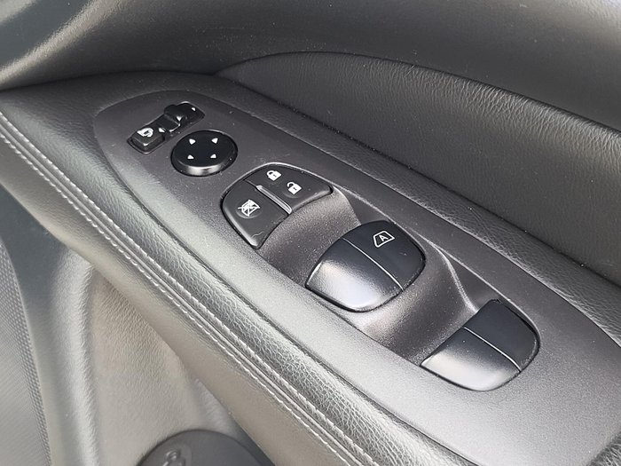 2020 Nissan Pathfinder ST