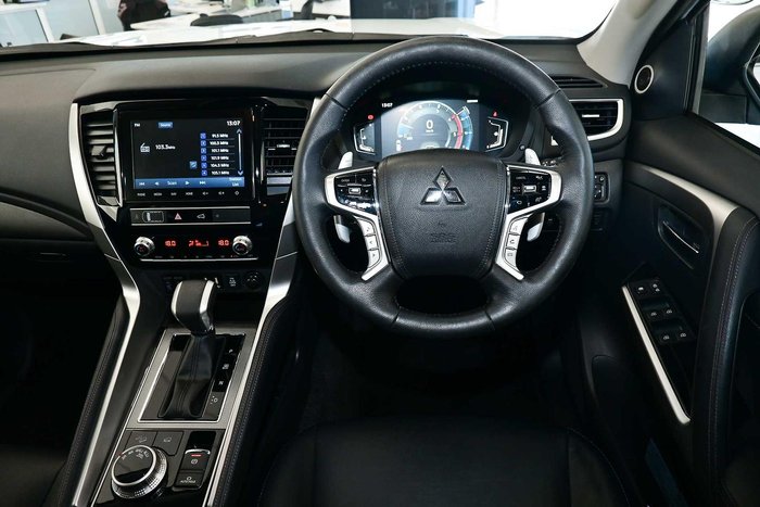 2024 Mitsubishi Pajero Sport Exceed