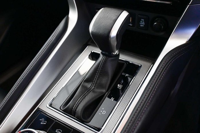 2024 Mitsubishi Pajero Sport Exceed