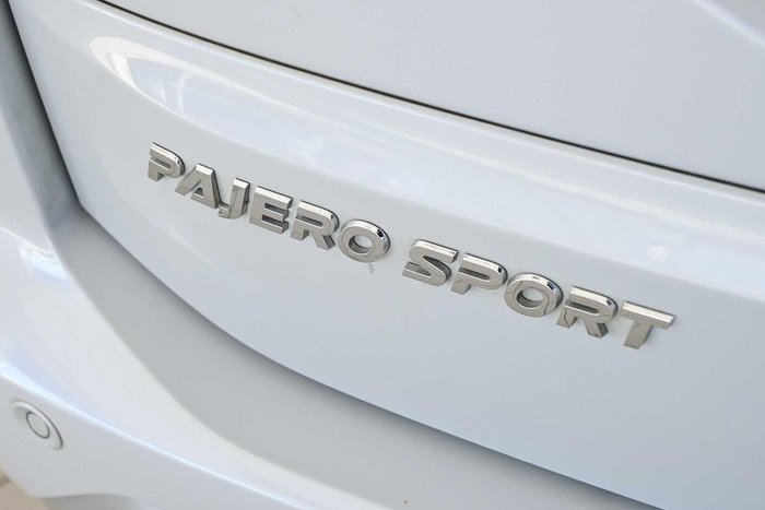 2024 Mitsubishi Pajero Sport Exceed