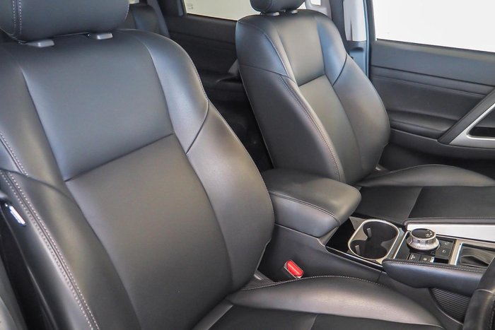 2024 Mitsubishi Pajero Sport Exceed