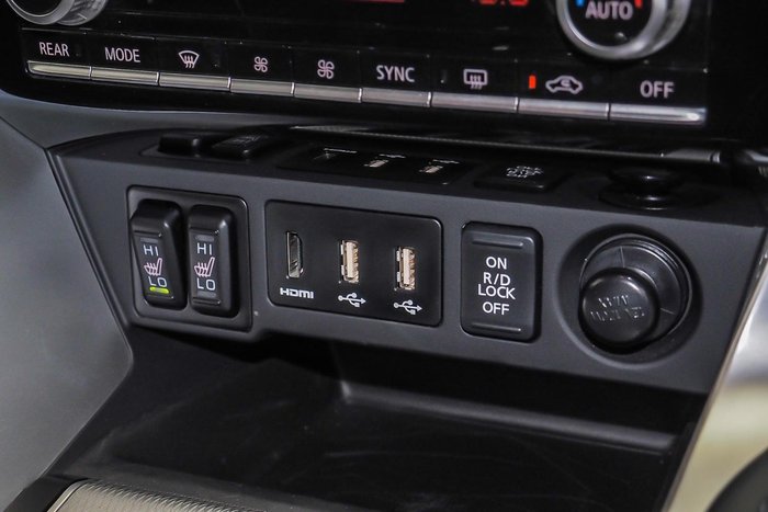 2024 Mitsubishi Pajero Sport Exceed