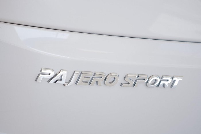 2024 Mitsubishi Pajero Sport Exceed